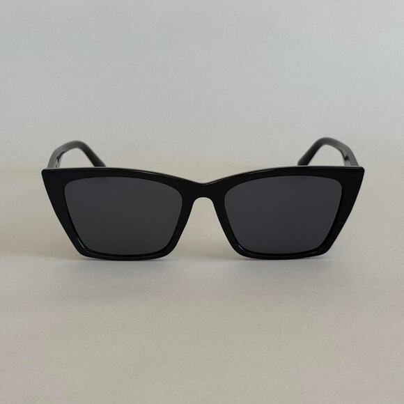 Black cat eye sunglasses - Picture 1 of 7